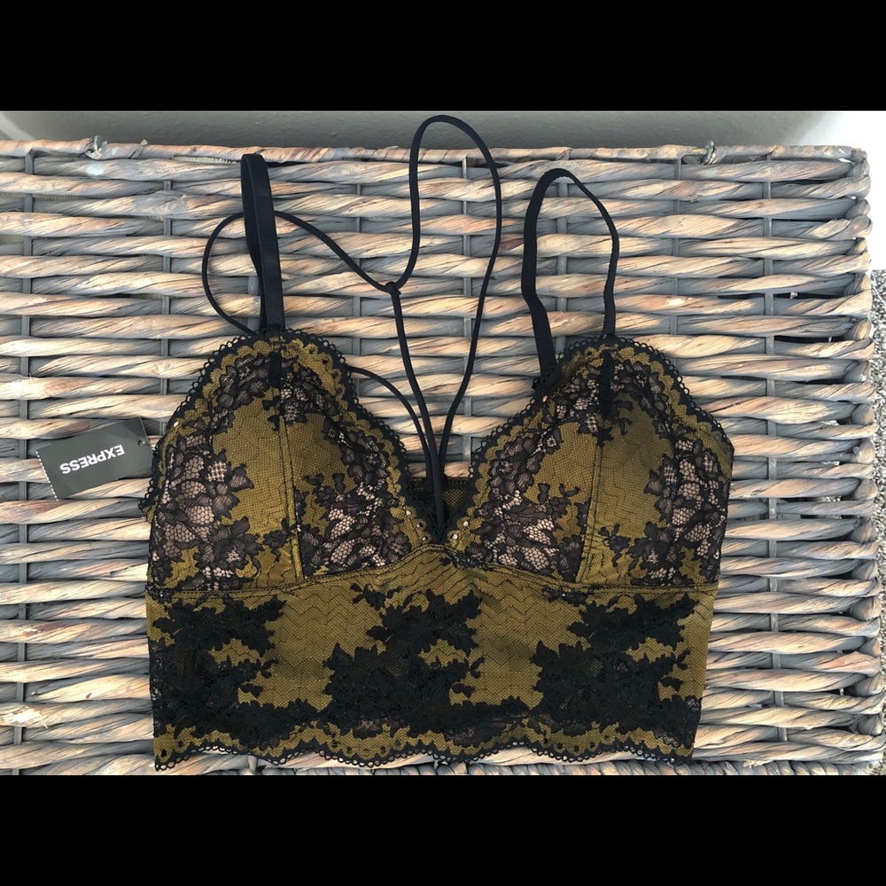 🦚Express Bralette🦚